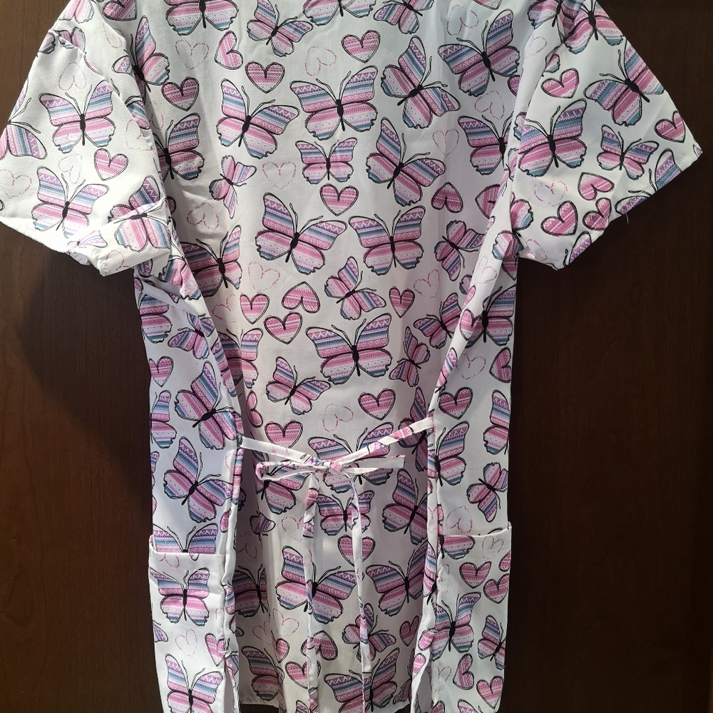 Nursing Scrub top! - Picture 4 of 4
